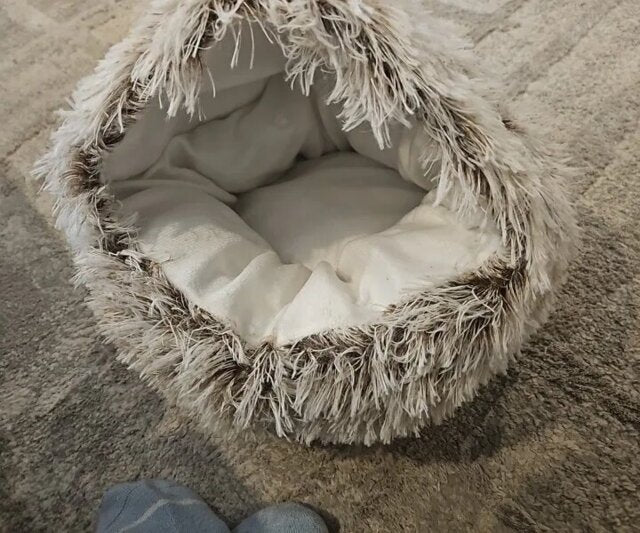 Cozy Donut Bed – Calming Plush Nest for Cats & Small Dogs