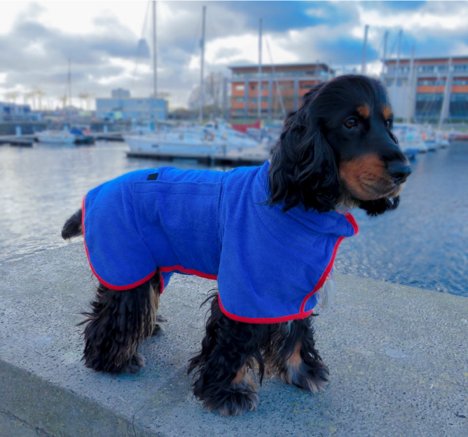 Quick-Dry Pet Bathrobe for Dogs & Cats | No More Wet Floors or Shivers