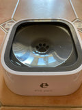Mess-Free Pet Bowl – Portable Water Bowl for Dogs & Cats